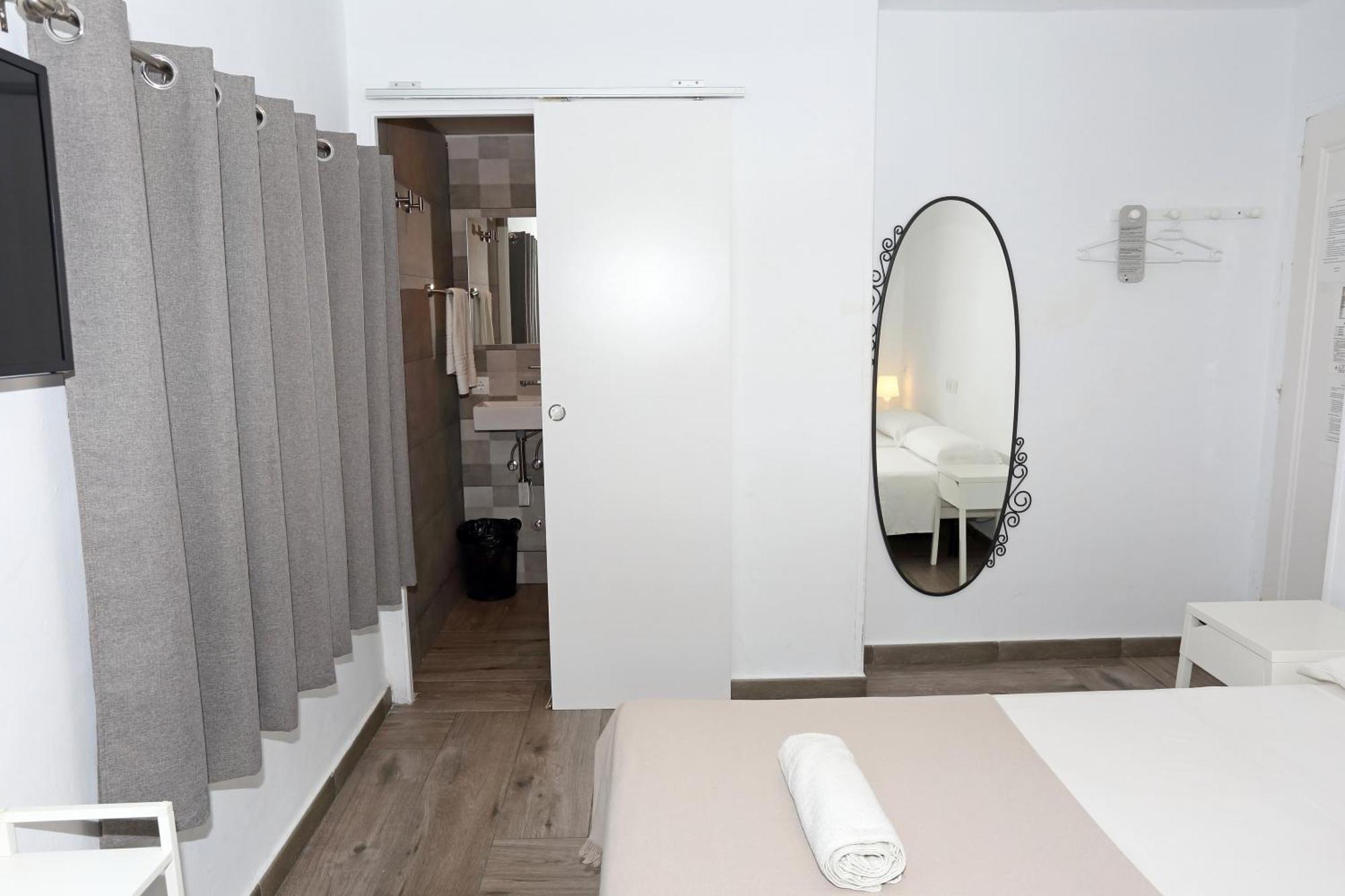 Hostal Costa Ibiza Exteriér fotografie